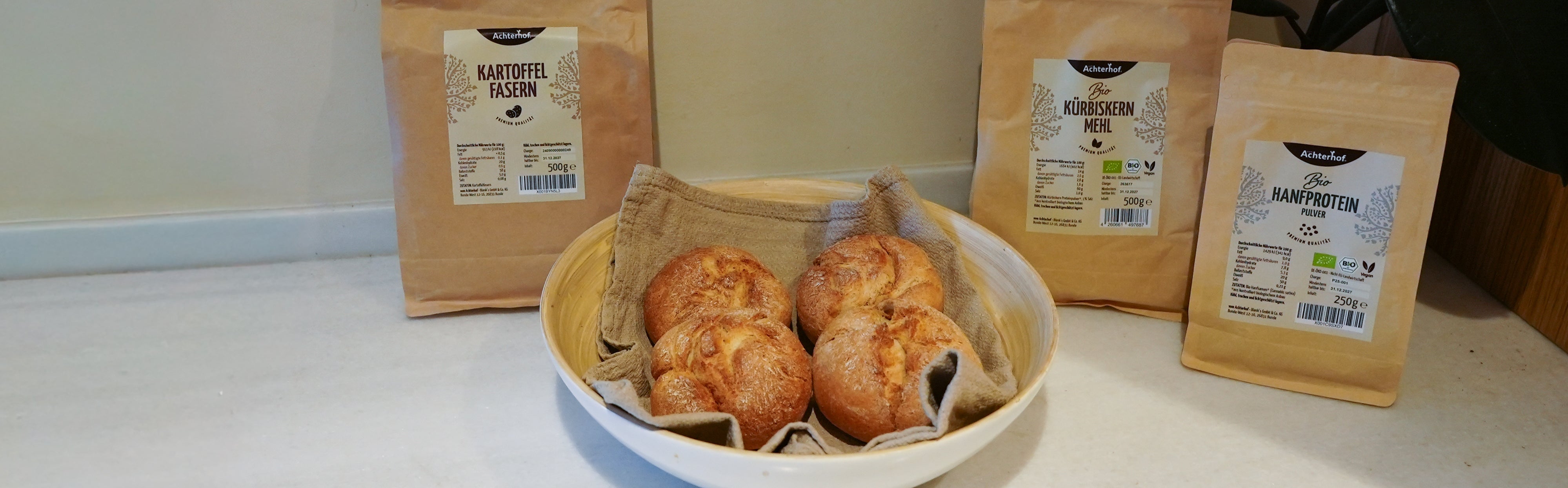 Proteinbrötchen mit Hanfprotein