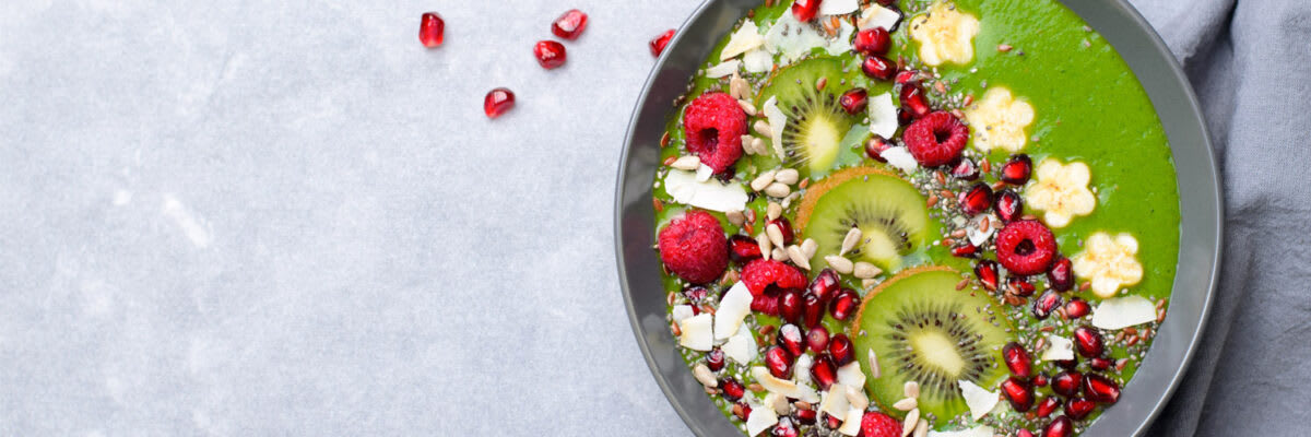 https___vom-achterhof.blog.vitafy.de_wp-content_uploads_sites_12_2021_09_Smoothie-Bowl-1500x500-1-1200x400