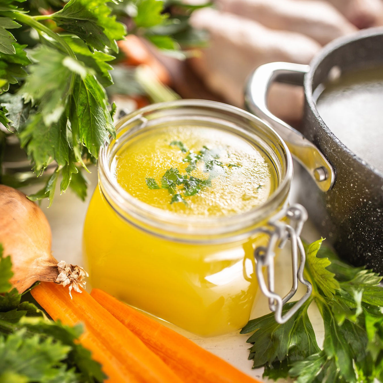 Bio Gemüsebrühe mit 51% Gemüseanteil (500g)